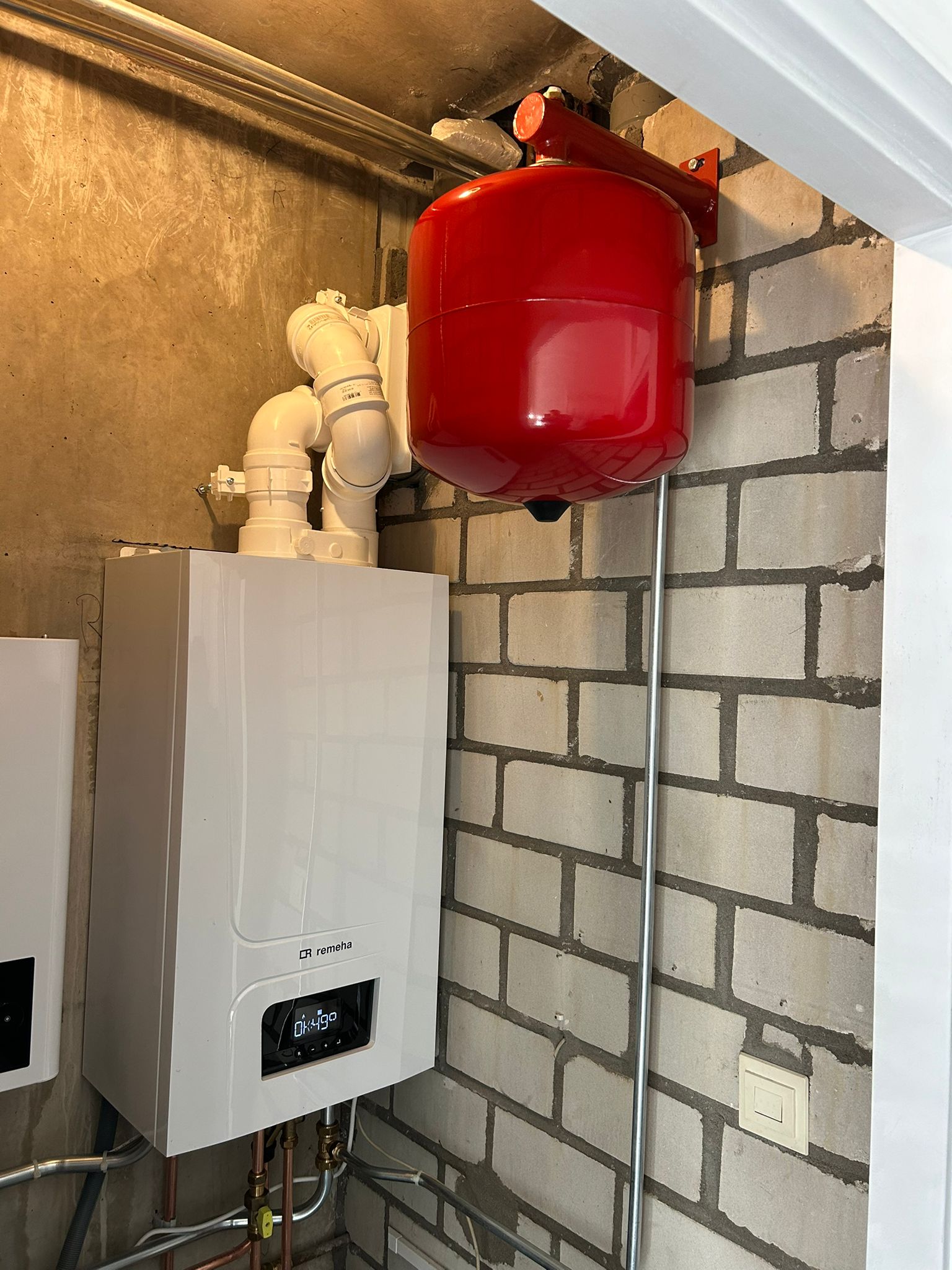 Klimaattechniek specialist aan het werk